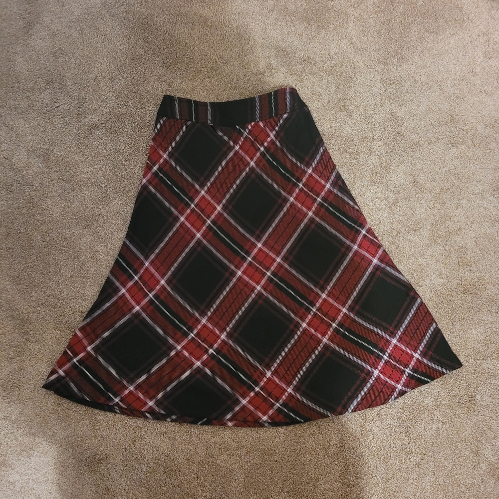 14. East 5th Long Plaid Skirt – Size 12